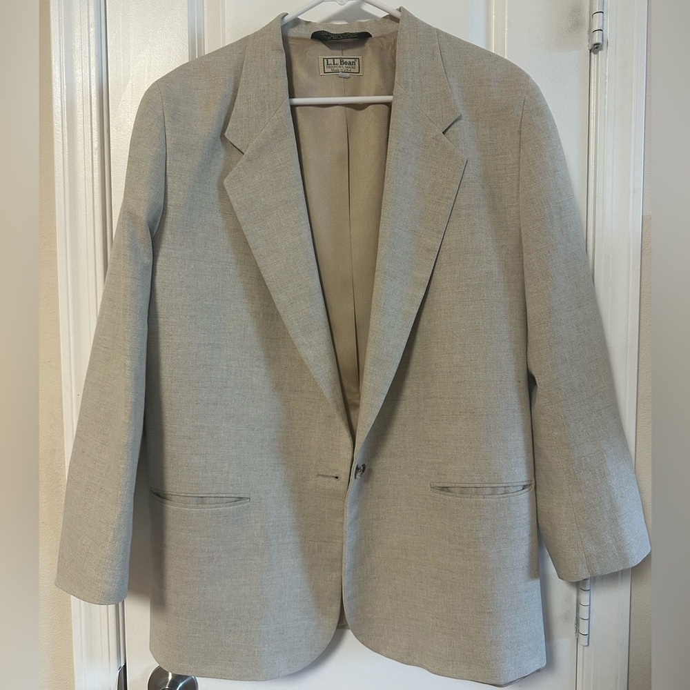 L.L. Bean Vintage Classic Creamy Beige Blazer! 14R made in USA! 🇺🇸 RARE FIND!
